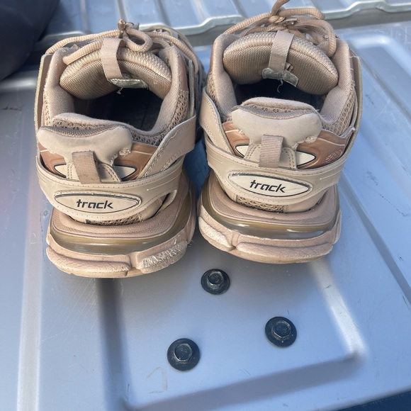 Bought them for prom and never really touched them after - Picture 4 of 4